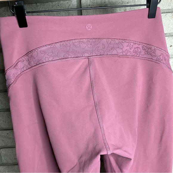 Lululemon Wunder Under Crop High-Rise Flocked Everlux
Plumful - Picture 6 of 9